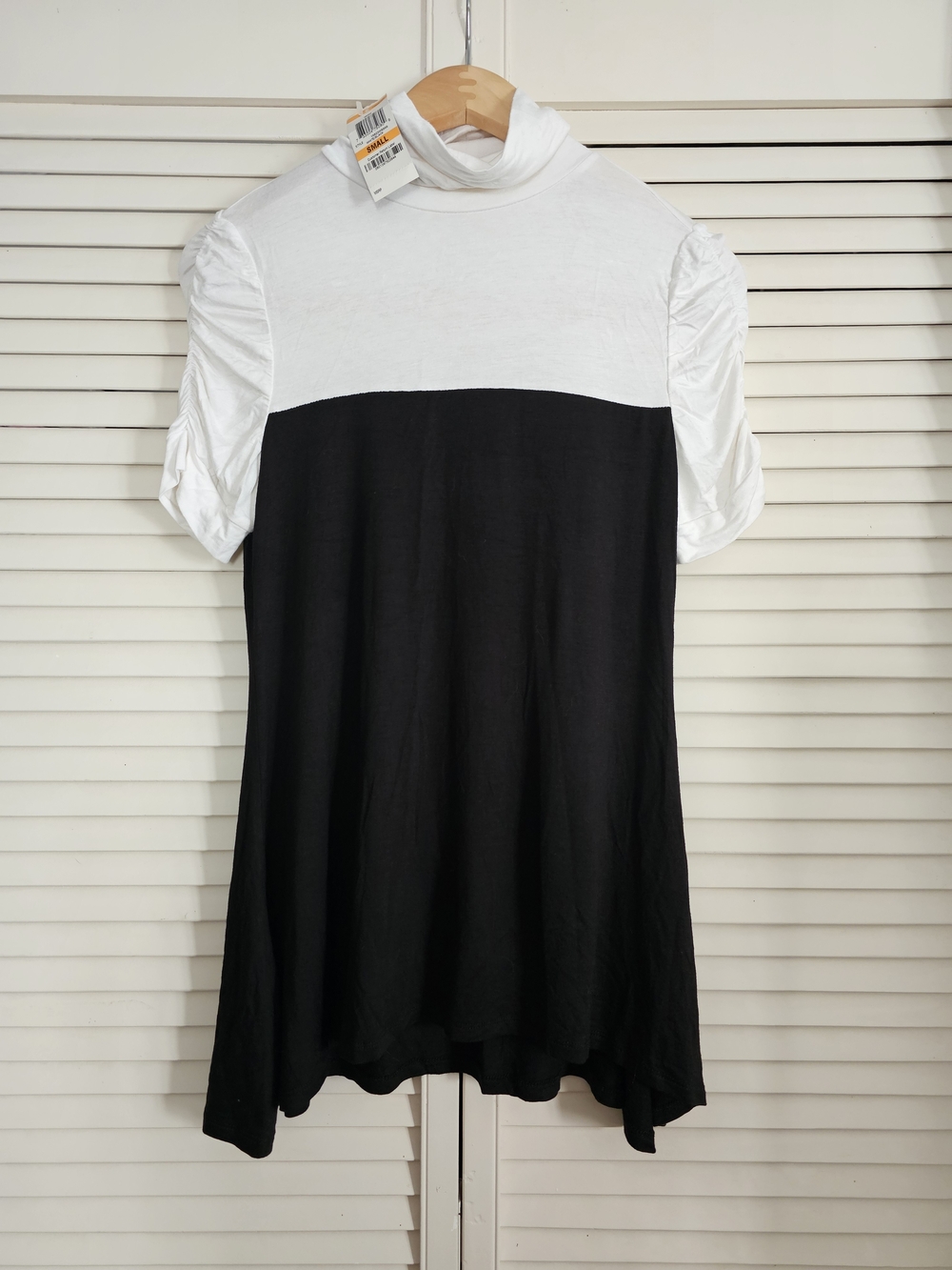 INC International Concepts Black and White Colorblock Mock Neck Tunic